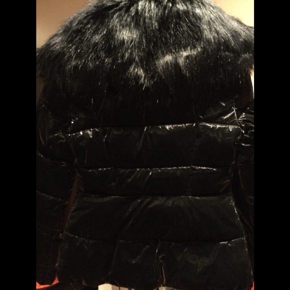 Guess Shiny Puffer Jacket Fur Collar Black S - Picture 11 of 14